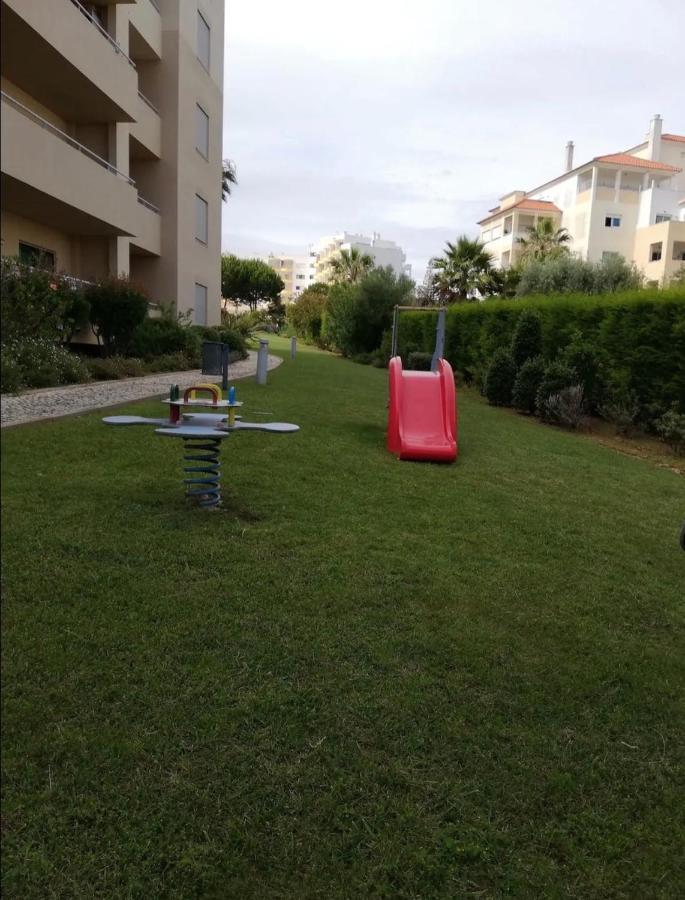 Atp. Areias Da Rocha Apartment Портиман Екстериор снимка