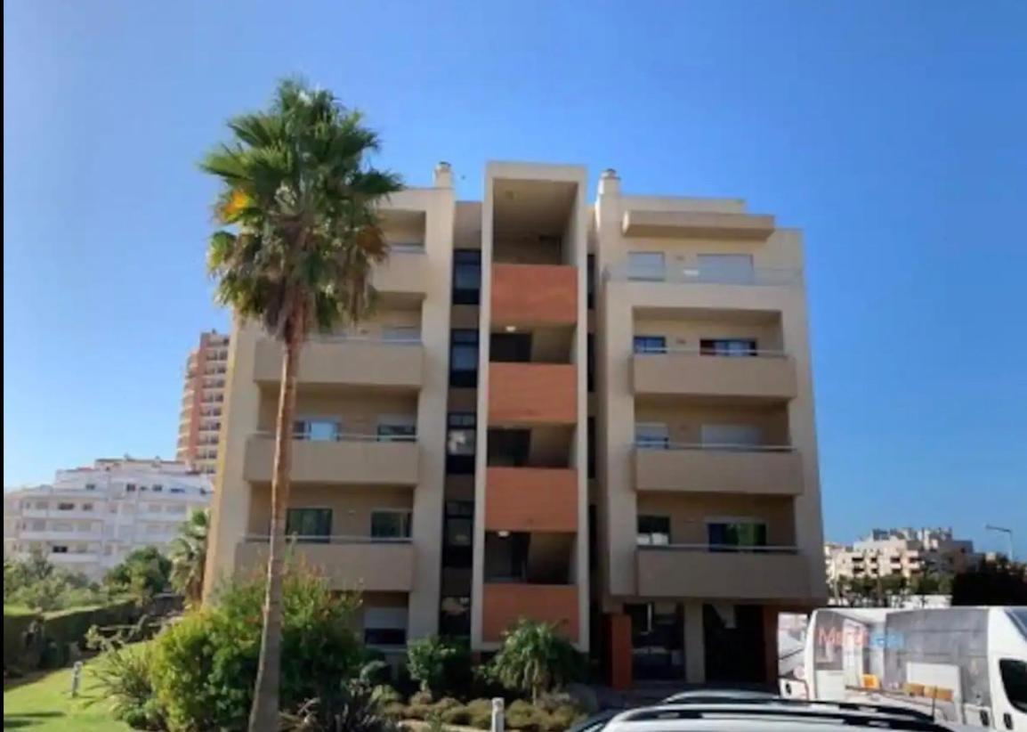 Atp. Areias Da Rocha Apartment Портиман Екстериор снимка